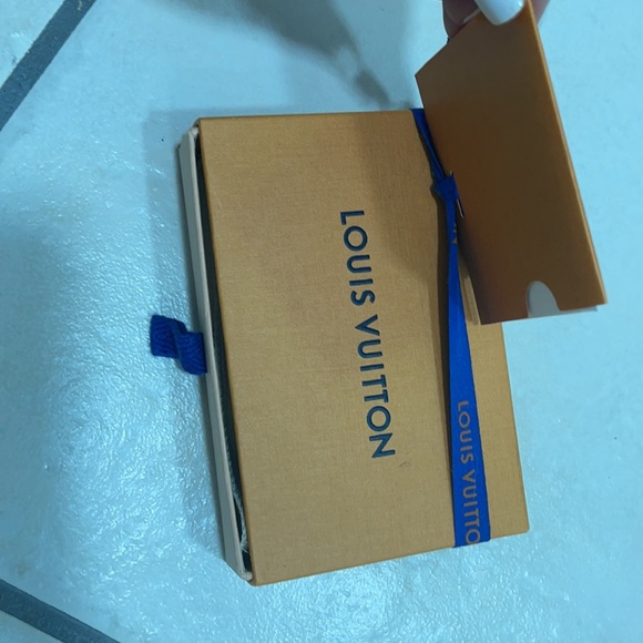 Original Louis Vuitton card case - Picture 2 of 3